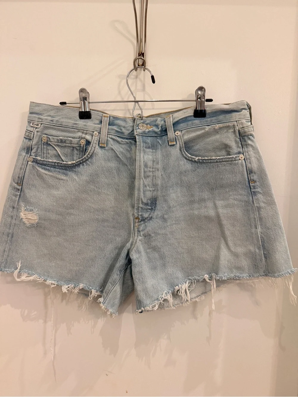 Citizens of Humanity Annabelle Distressed‎ Raw Hem Shorts 100% Organic Cotton